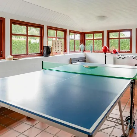 Дом отдыха Timber House With Sauna And Activity