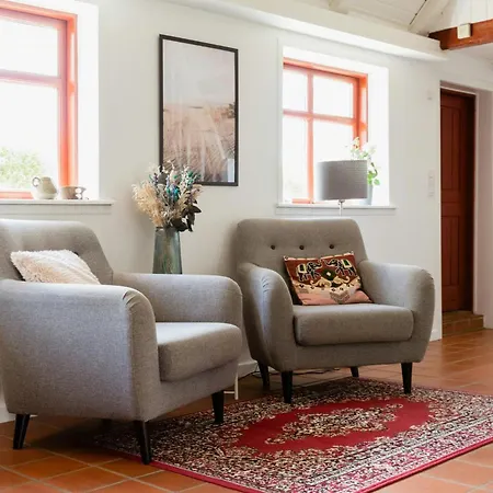 別荘 Timber House With Sauna And Activity *