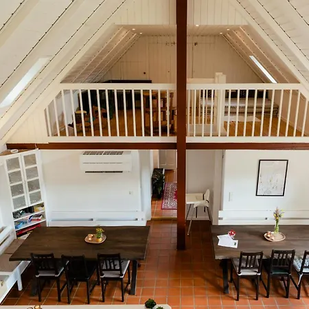 別荘 Timber House With Sauna And Activity