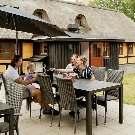 Дом отдыха Timber House With Sauna And Activity